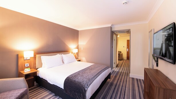 Unclassified image, 1 of 58, button - Holiday Inn Cardiff - North M4 by IHG (Cardiff)