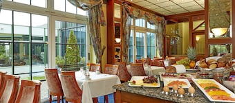 Ramada Hotel Britannia