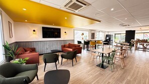 Bar (in der Unterkunft)