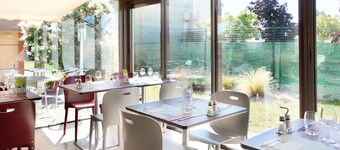 Campanile Chambray Les Tours