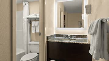 Combined shower/bathtub, eco-friendly toiletries, hair dryer, towels