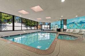 Indoor pool - Ramada by Wyndham Harrisburg/Hershey Area (Harrisburg)