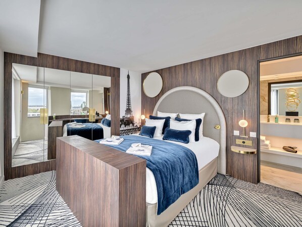 Junior-Suite, 1 Doppelbett | Hochwertige Bettwaren, Zimmersafe, Verdunkelungsvorhänge