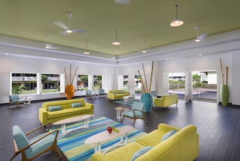Hotel entrance and lobby at Kauai Shores Hotel