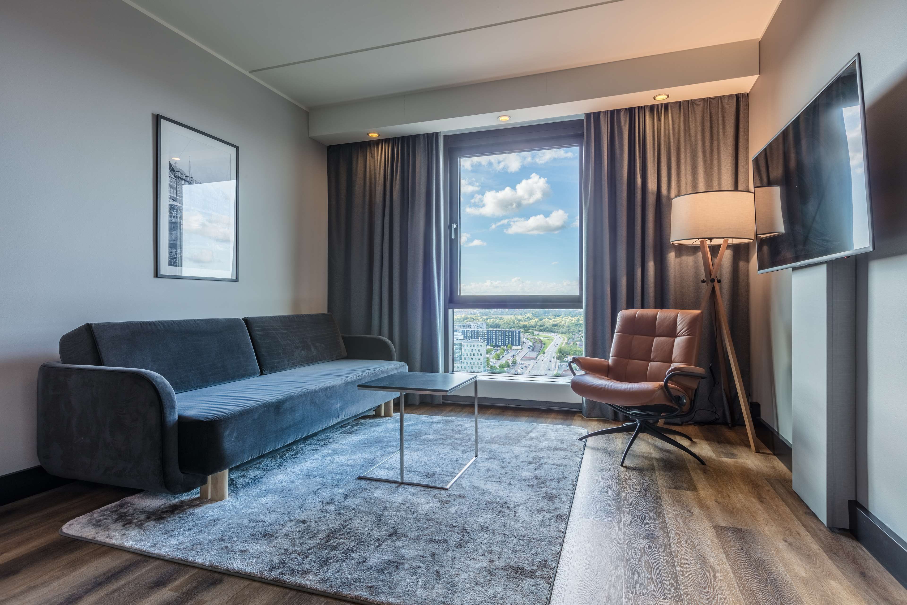 Family Room | Hypo-allergenic bedding, in-room safe, desk, blackout curtains