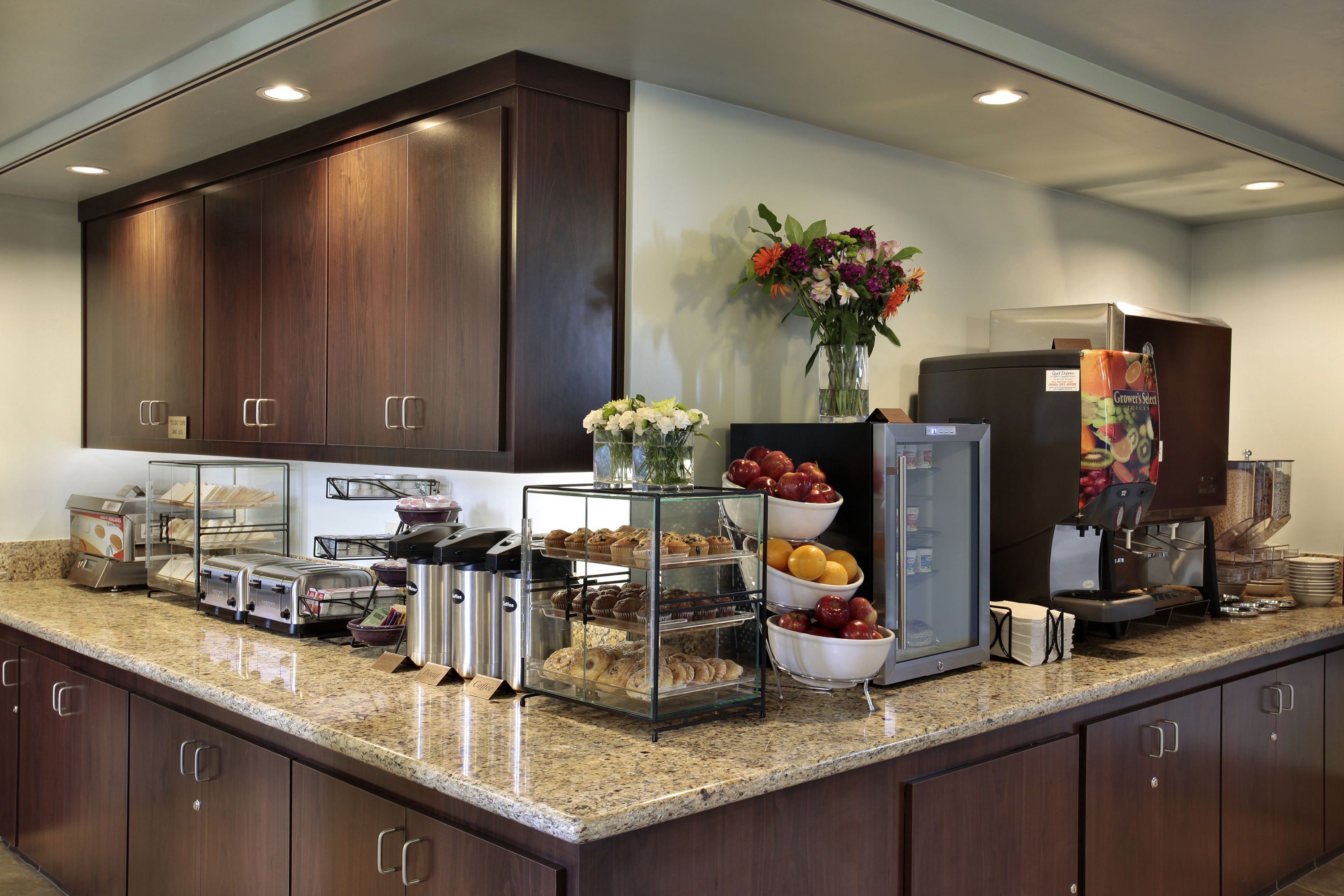 free daily self-service breakfast