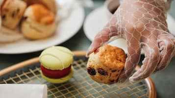 الطعام والشراب