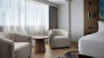 Premium bedding, in-room safe, desk, blackout curtains