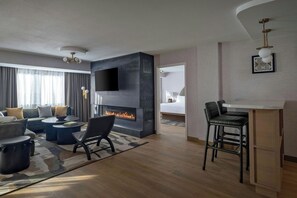 Presidential Suite, 1 Bedroom | Premium bedding, in-room safe, desk, blackout drapes