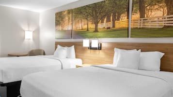 Premium bedding, in-room safe, desk, blackout drapes