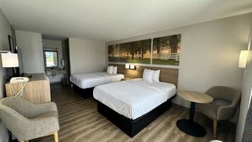 Premium bedding, in-room safe, desk, blackout drapes