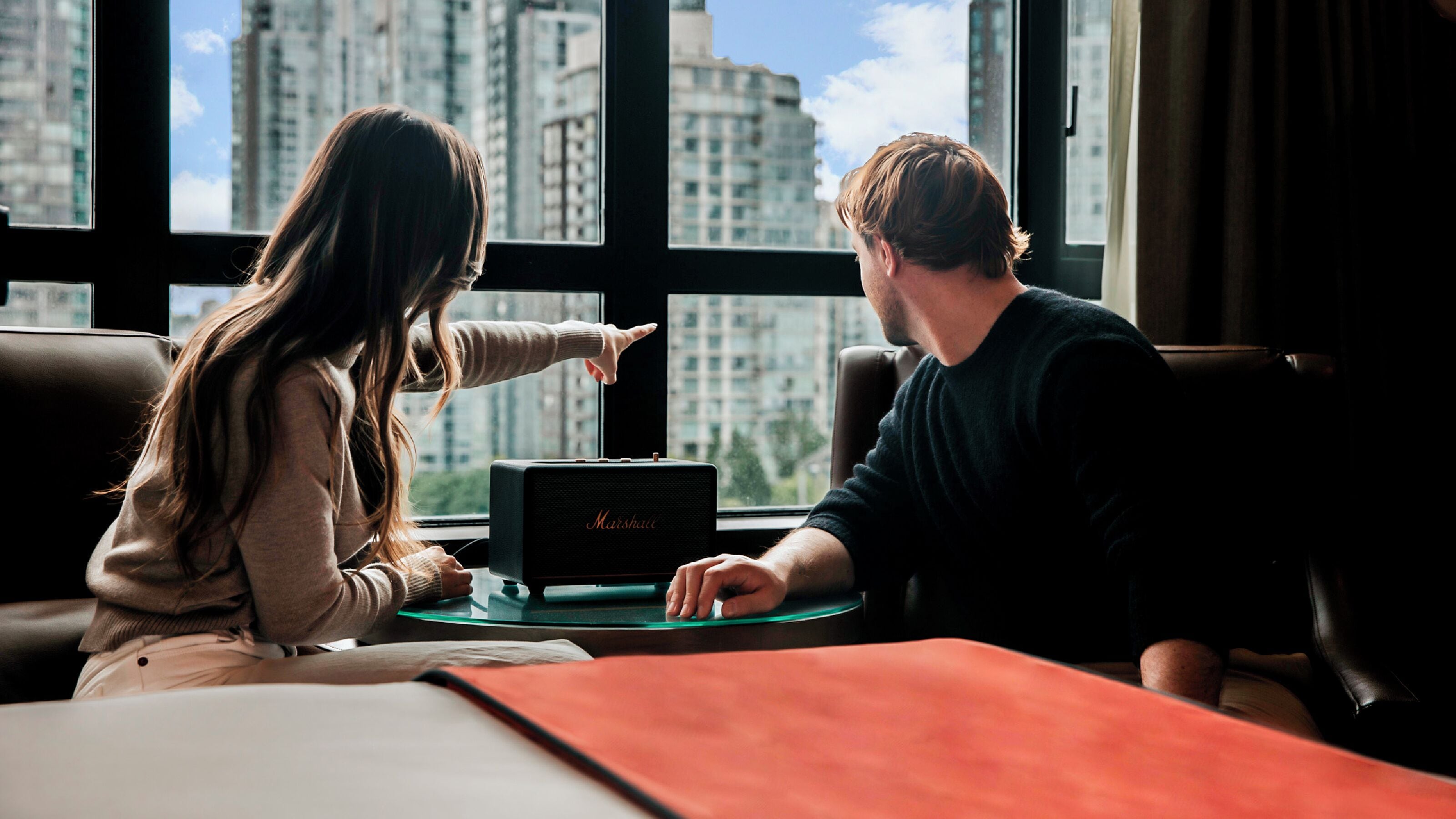 superior studio suite | living area | 42-inch flat-screen tv with cable channels, tv