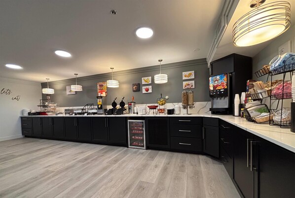 Free daily continental breakfast