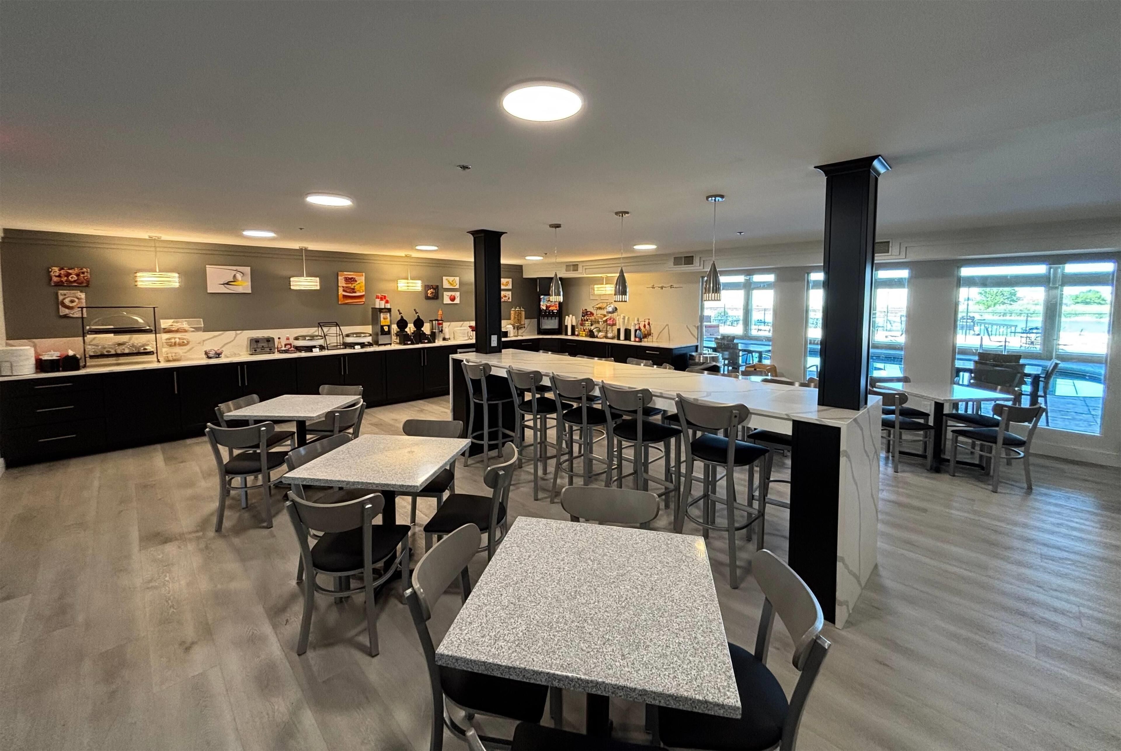 free daily continental breakfast