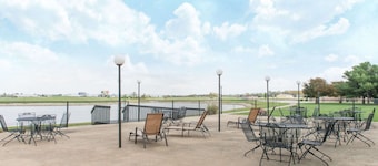 Ramada by Wyndham Springfield North