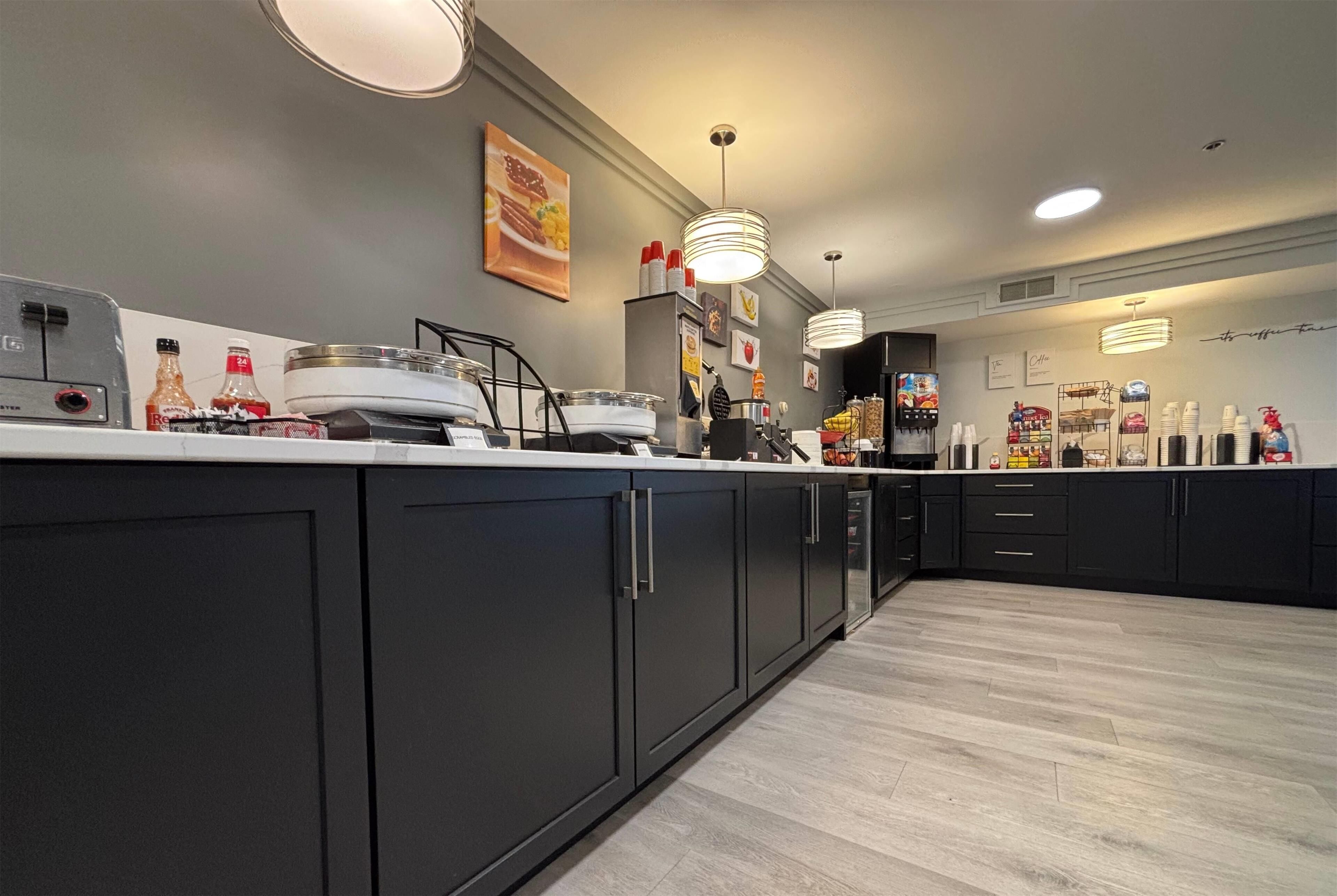 free daily continental breakfast