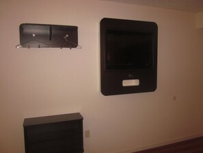 LED TV - Motel 6 Berea, KY (Berea)