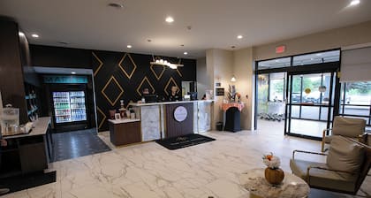 The Lux Hotel & Conference Center, Ascend Hotel Collection