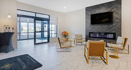 The Lux Hotel & Conference Center, an Ascend Collection Hotel