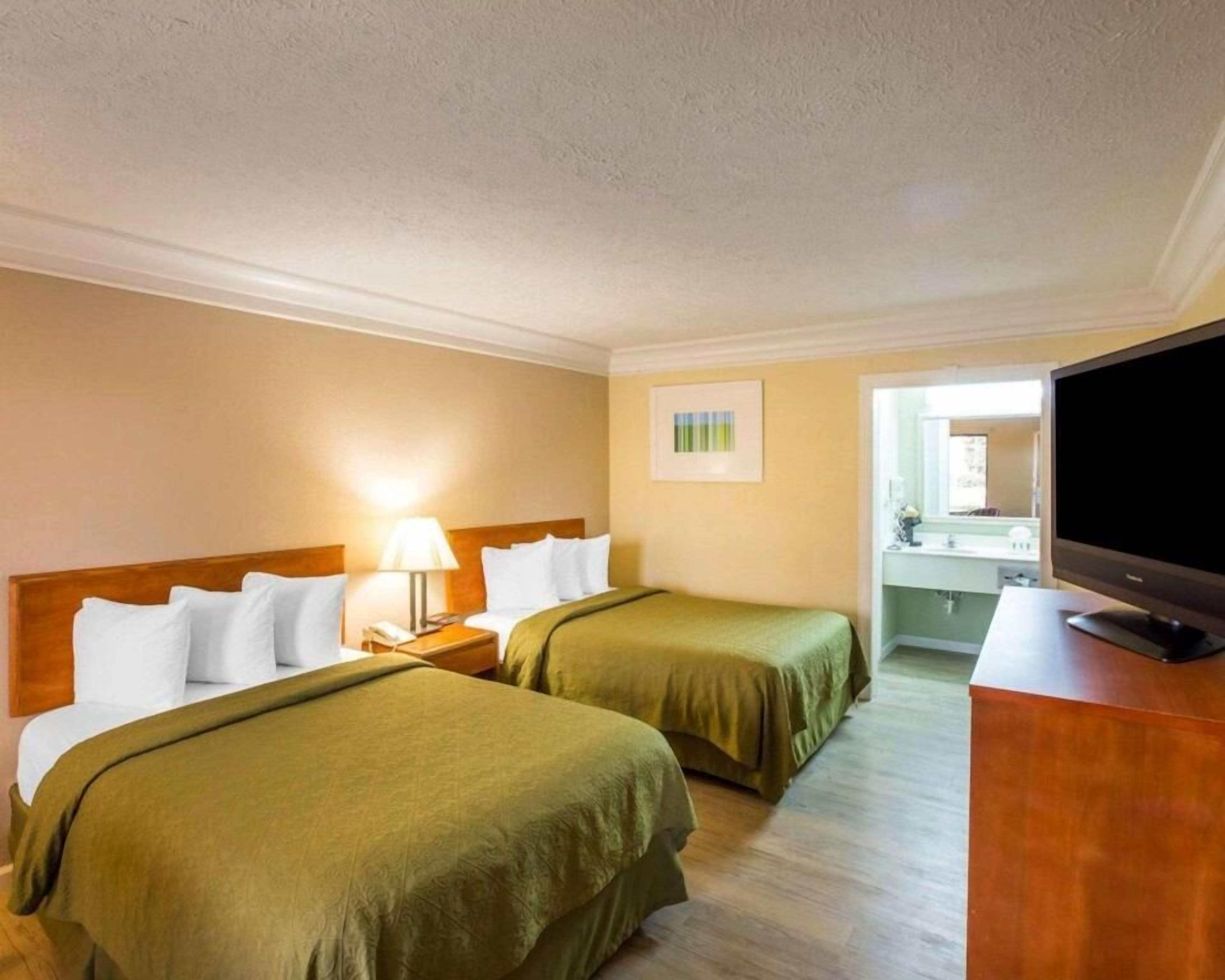 Desk, blackout drapes, iron/ironing board, free WiFi