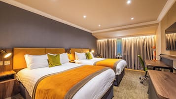 Standard Room, 2 Double Beds