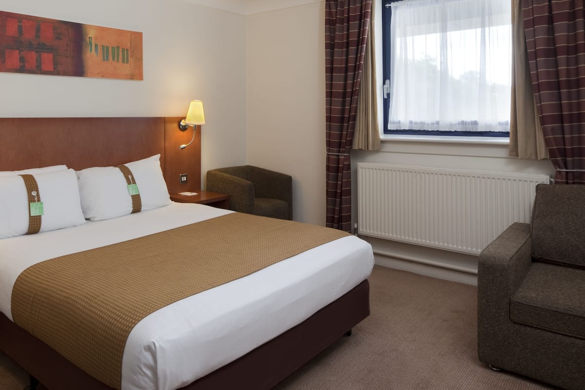 In-room safe, desk, blackout drapes, iron/ironing board