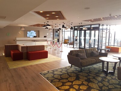 Holiday Inn Luton-South M1, Jct.9 by IHG
