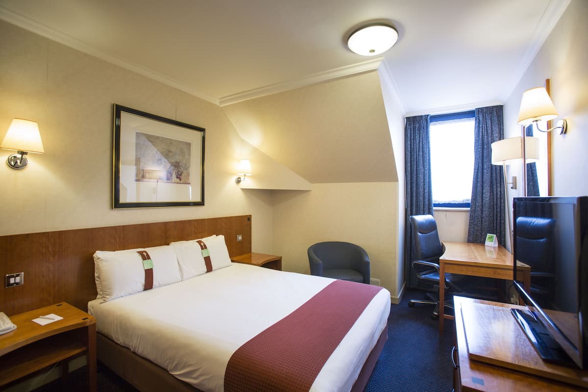 In-room safe, desk, blackout drapes, iron/ironing board