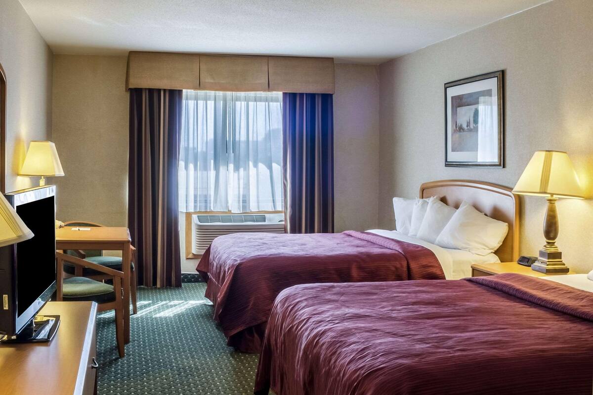 In-room safe, iron/ironing board, free WiFi, bed sheets