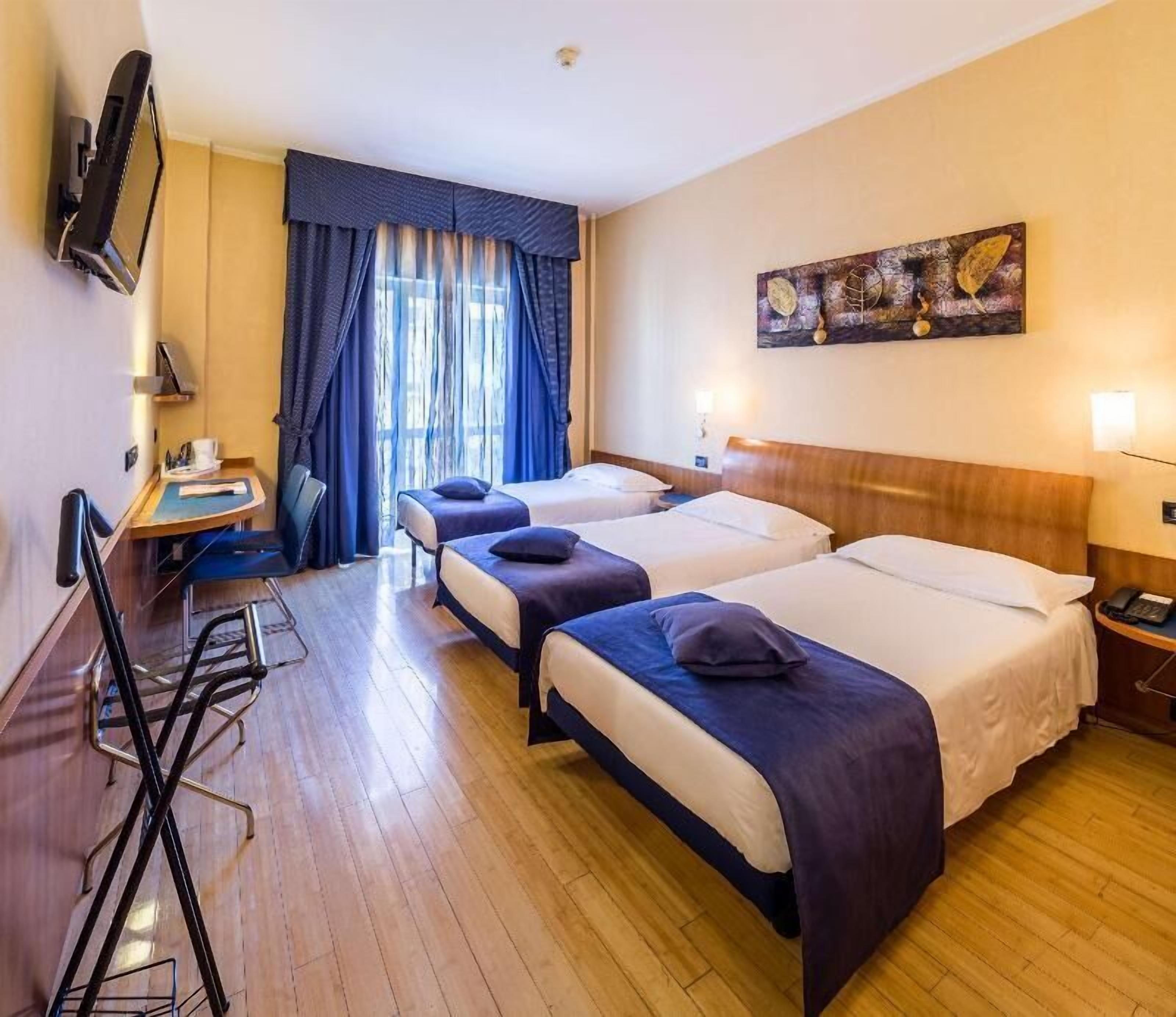 Down duvets, in-room safe, individually furnished, desk