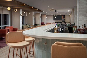 Bar (on property) - TRU by Hilton Miami Airport South Blue Lagoon, FL (Miami)