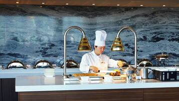 Daily buffet breakfast (CAD 52 per person)