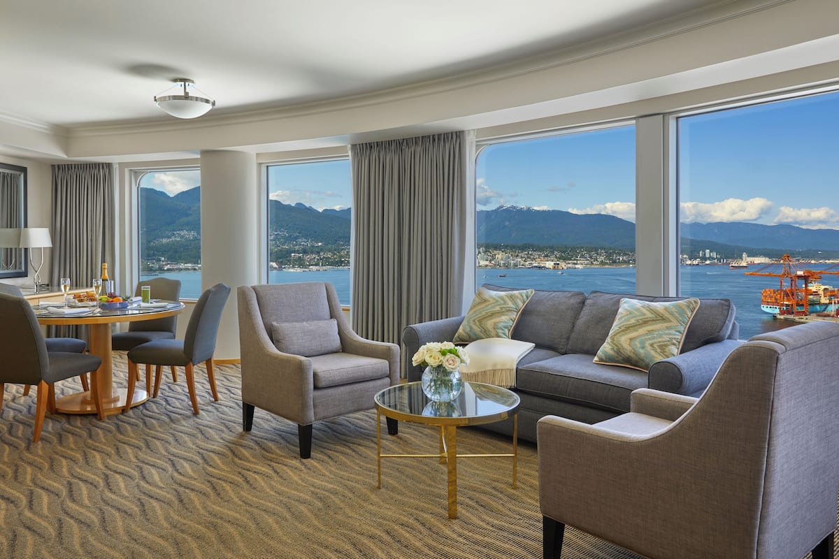 Panoramic Room, Harbor View | Premium bedding, down comforters, pillowtop beds, in-room safe