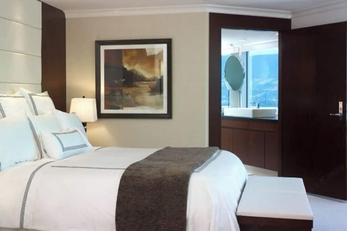 Premium bedding, down duvets, pillow-top beds, in-room safe