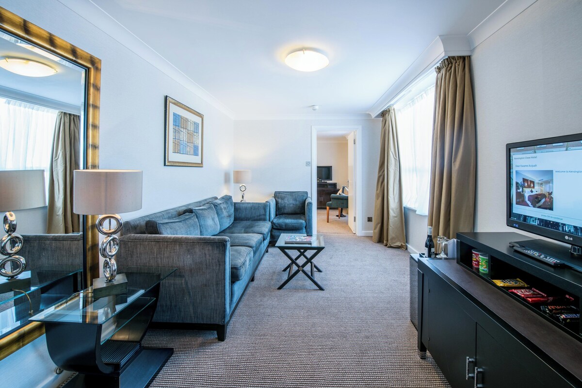 Suite, 1 chambre | Coffre-fort, fer et planche à repasser, lit d’appoint (supplément)