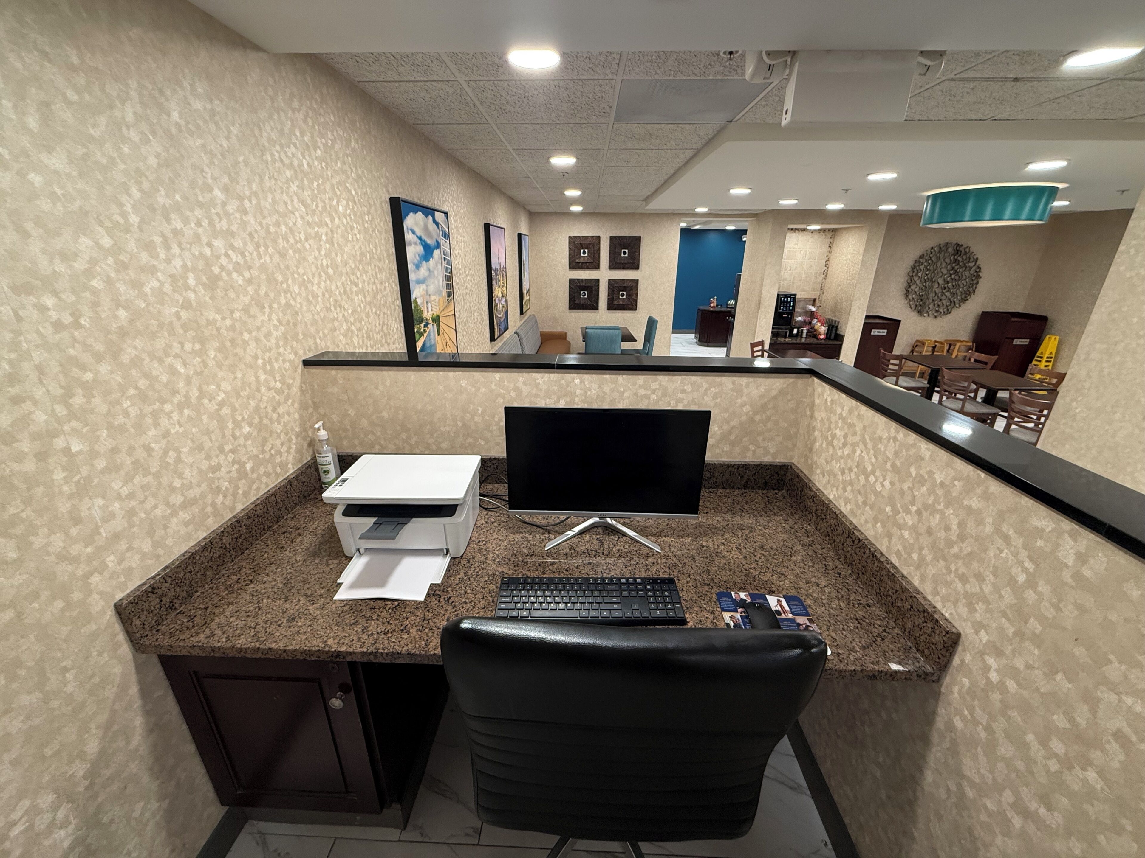 Photo - Best Western Plus Indianapolis North at Pyramids