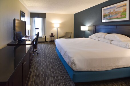 Best Western Plus Indianapolis North at Pyramids - Image 8
