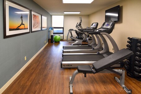 Best Western Plus Indianapolis North at Pyramids - Image 7