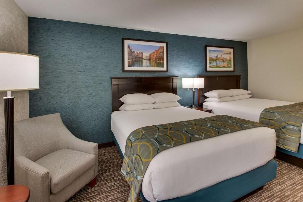 Photo - Best Western Plus Indianapolis North at Pyramids