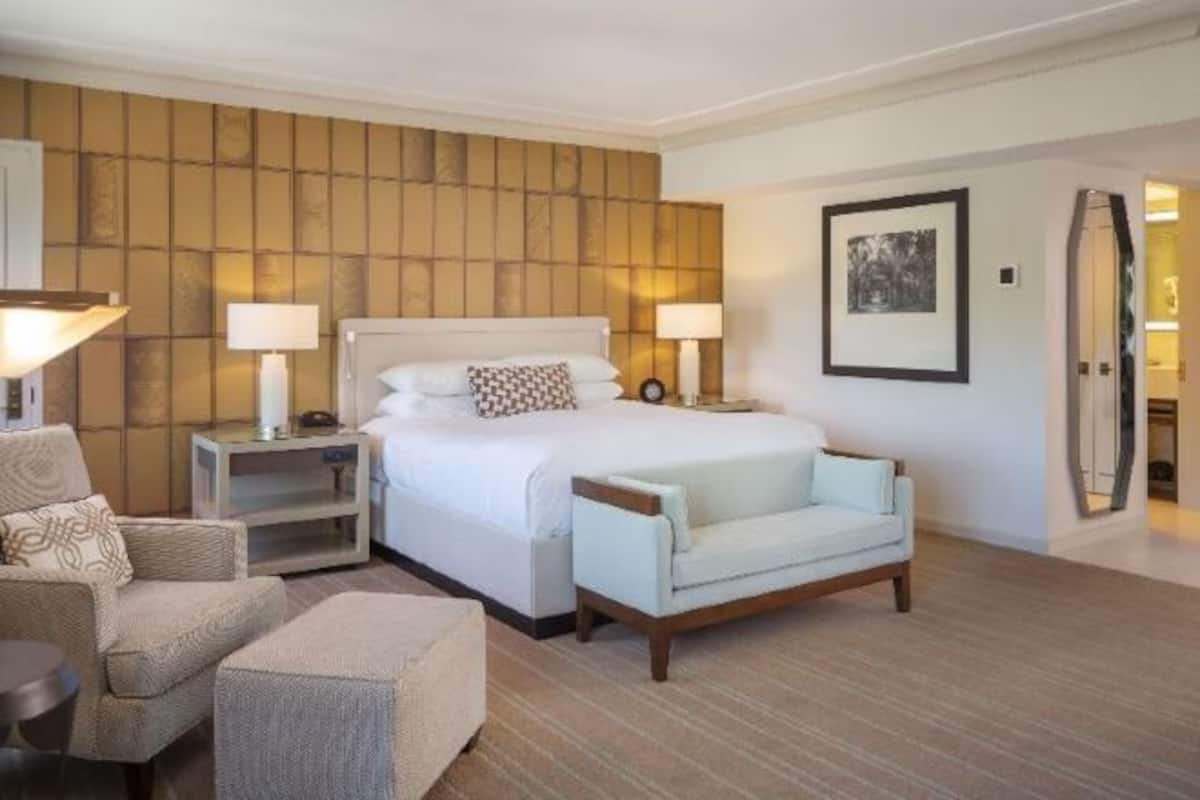 Premium bedding, memory foam beds, in-room safe, individually decorated