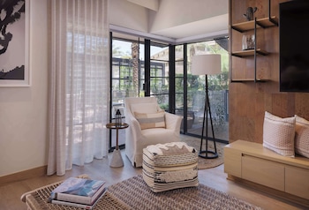 Suite, 3 Bedrooms (Cottage) | Premium bedding, memory foam beds, in-room safe, desk at Arizona Biltmore, LXR Hotels & Resorts