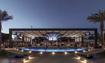 Cocktail bar, pool views, open daily at Arizona Biltmore, LXR Hotels & Resorts