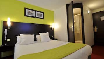 Matelas mémoire de forme, coffres-forts dans les chambres