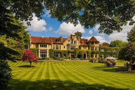 Terrace/patio. Macdonald Frimley Hall Hotel and Spa