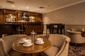 2 bar/lounge, salone nella hall