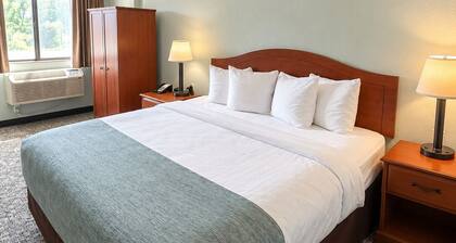 Travelodge by Wyndham Rapid City/Black Hills