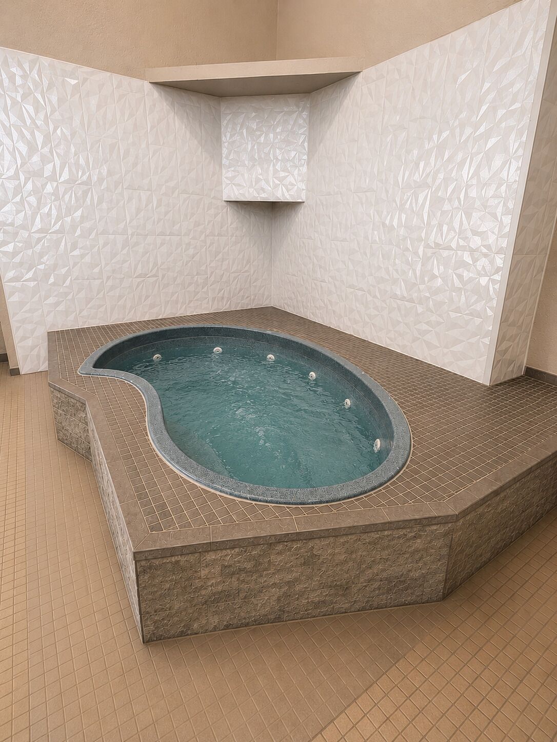 Indoor spa tub