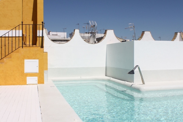 Piscina a l'aire lliure de temporada