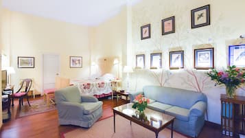 Ropa de cama de alta calidad y minibar