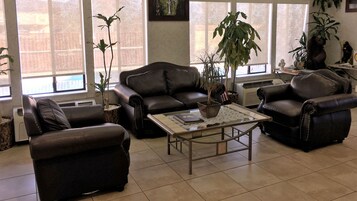 Sala de estar en el lobby